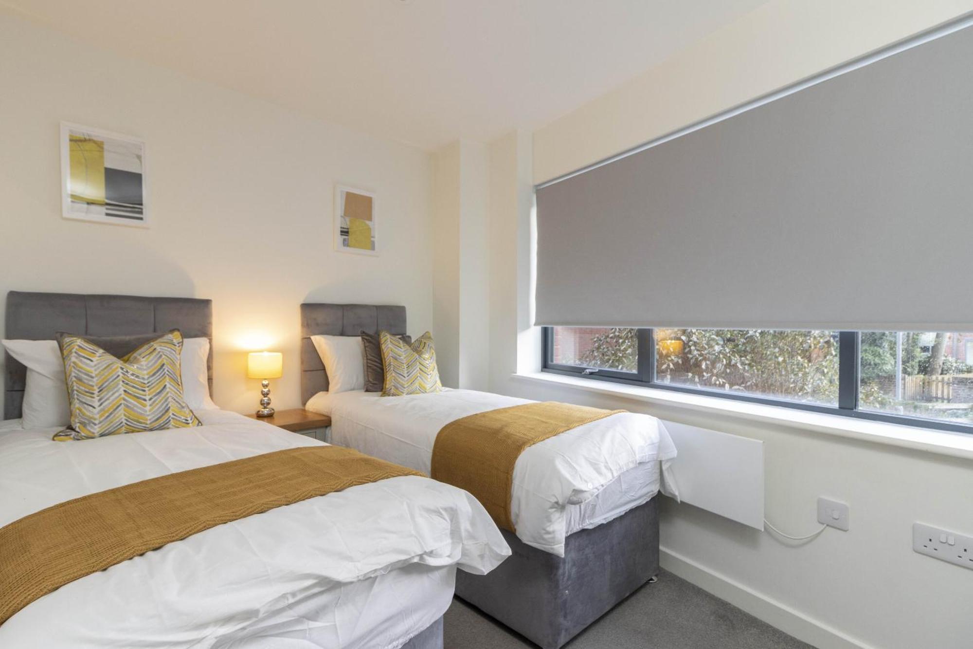 Linacre 11 - Modern 2 Bed Behind The Cathedral With Free Parking And Fast Wifi Apartment Exeter Exterior photo