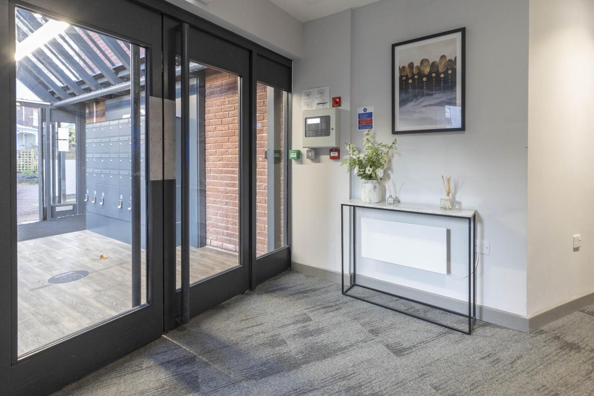 Linacre 11 - Modern 2 Bed Behind The Cathedral With Free Parking And Fast Wifi Apartment Exeter Exterior photo
